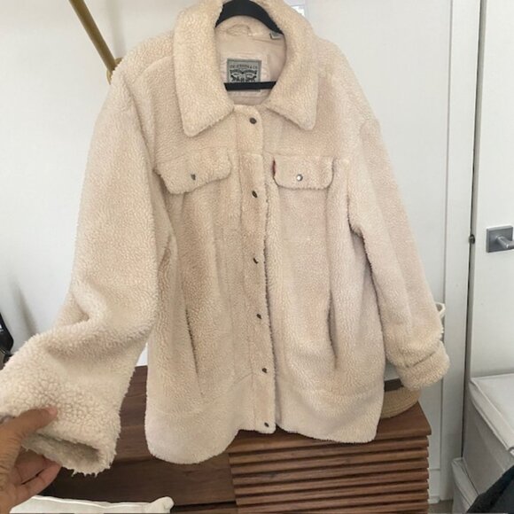 Levi's Sherpa Oversized Cream Color Jacket - XXL - Picture 4 of 13